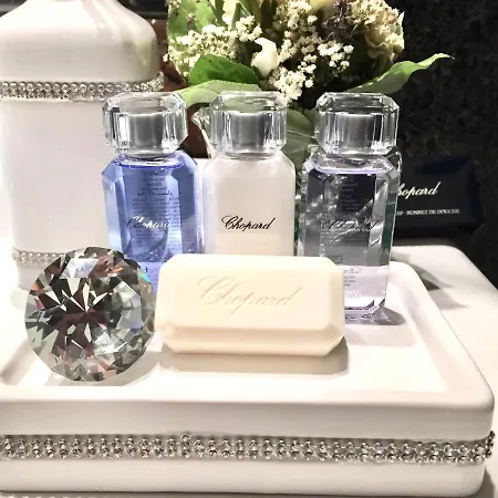 Luxury & Mondrian Market Square Ii 公寓式酒店