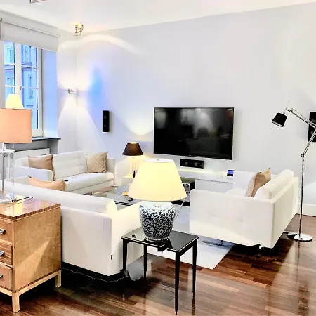 Luxury Mondrian Market Square Ii 4* Warszawa