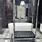 Luxury Mondrian Market Square Ii 4* Warsaw