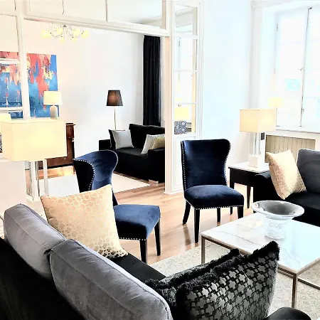 Luxury Mondrian Market Square Ii 4* Varsóvia