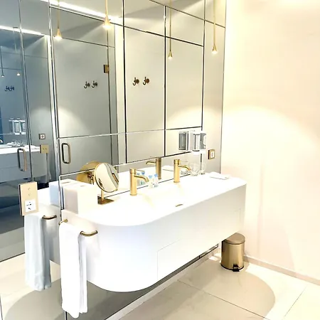 Lägenhetshotell Luxury & Mondrian Market Square Ii Warszawa