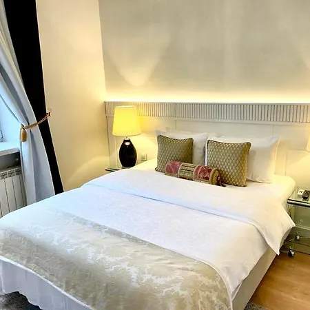 Luxury & Mondrian Market Square Ii Lejlighedshotel