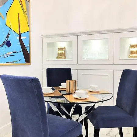 Luxury Mondrian Market Square Ii 4*