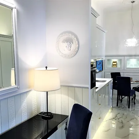 Luxury & Mondrian Market Square Ii Lejlighedshotel Warszawa