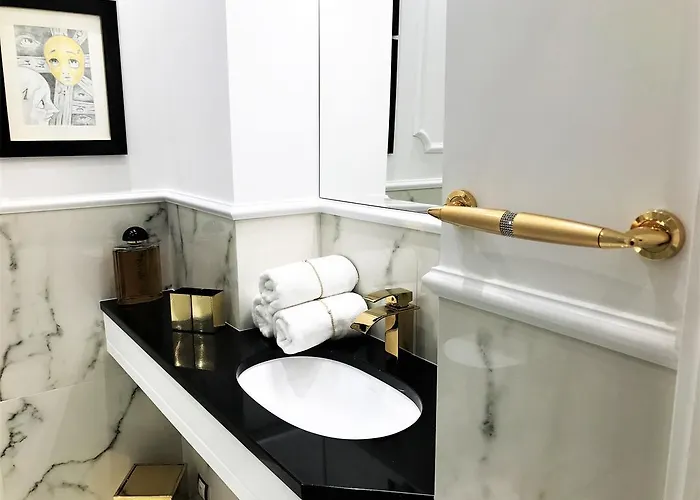 Hotel apartamentowy Luxury Mondrian Market Square Ii