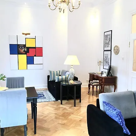 Apart Otel Luxury Mondrian Market Square Ii