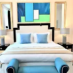 Luxury Mondrian Market Square Ii 4* Варшава